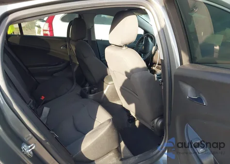 2017 Chevrolet Volt Lt z USA, uszkodzony, nr VIN 1G1RC6S55HU216577